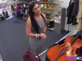 그녀의 훔친 cello