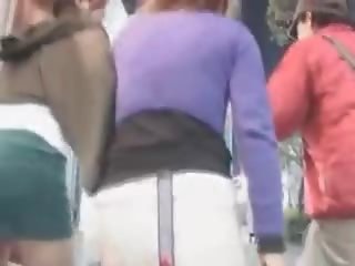 Asian Teen Hotties Flashing Sexy Legs In Mini Skirts Outdoor