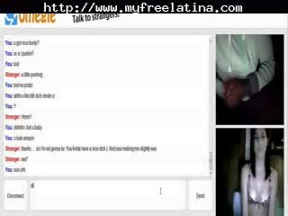 Omegle 24 ( sexy latine fillon ndjenjë veten 4 tim kar) latine kos shtëna latine gëlltis braziliera mexicana spanjolle