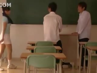 学校 天 2