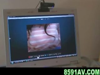 Mosaic: rinnakas tüdruk veebikaamera näidata