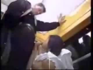 Gangbang sisse rong video
