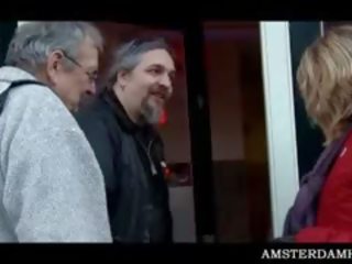 أمستردام ناضج وقحة سخيف رفاق و امرأة في مجموعة جنس