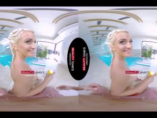 Realitylovers - pigtailed rumaja nicole piscine et fun