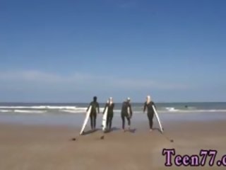 Pusaudze gejs loceklis uz prezervatīvs filma the vislielākais surfer cāļi